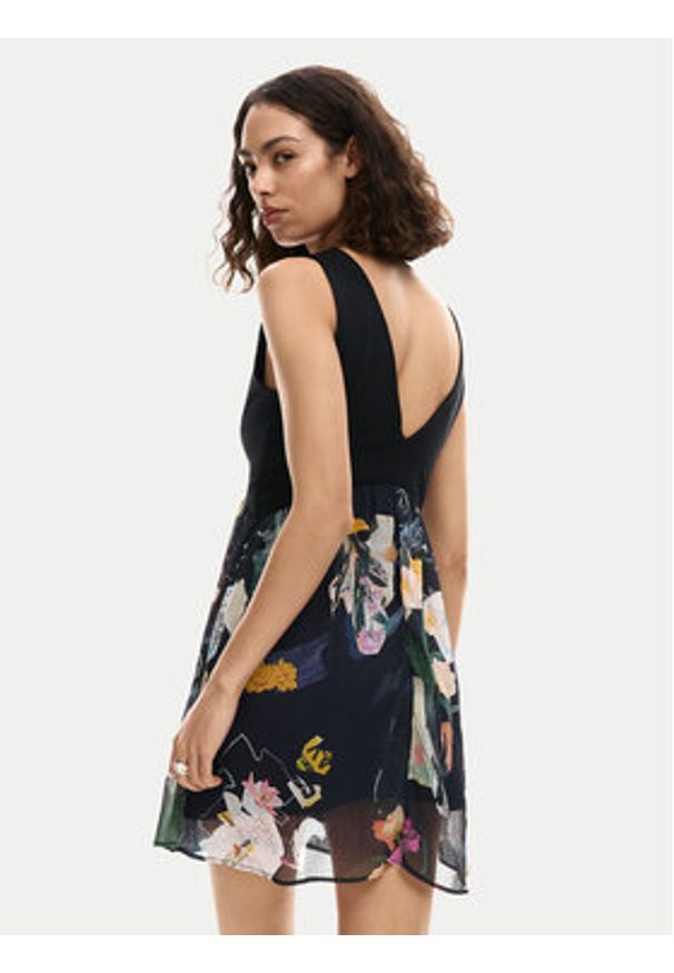 Desigual Sukienka letnia Uve 26SWVW47 Czarny Regular Fit. Kolor: czarny. Materiał: bawełna. Sezon: lato