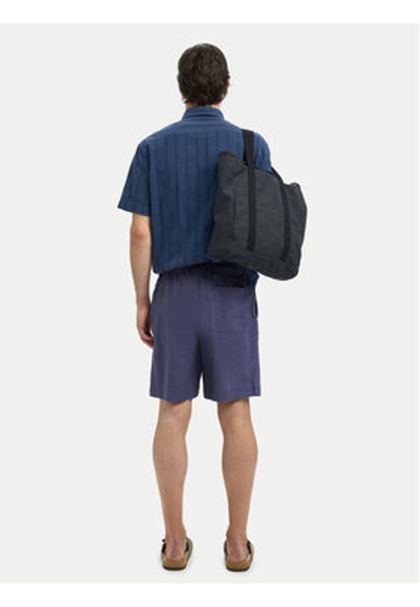 Selected Homme Szorty materiałowe 16097541 Fioletowy Loose Fit. Kolor: fioletowy. Materiał: len
