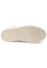Sneakersy damskie Marco Tozzi, klasyczne sznurowanie oraz praktyczny zamek błyskawiczny ozdobne metaliczne wstawki, białe, 2-23728-46 402. Okazja: na co dzień. Zapięcie: sznurówki. Kolor: biały. Obcas: na platformie #3