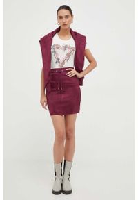 Guess t-shirt damski kolor beżowy. Kolor: beżowy. Materiał: bawełna, dzianina. Styl: klasyczny #3