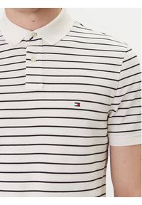 TOMMY HILFIGER - Tommy Hilfiger Polo 1985 MW0MW17770 Beżowy Regular Fit. Typ kołnierza: polo. Kolor: beżowy. Materiał: bawełna #2