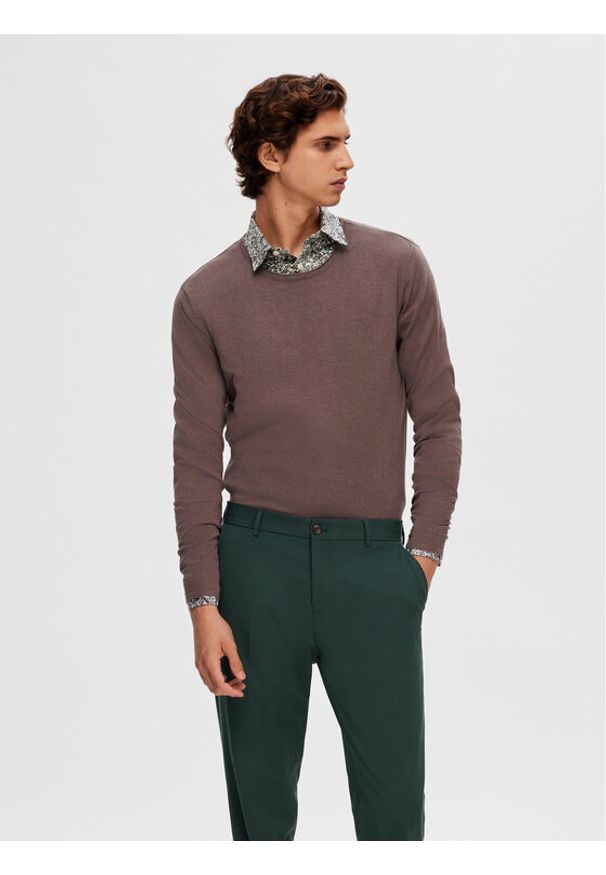 Selected Homme Sweter 16079774 Bordowy Regular Fit. Kolor: czerwony. Materiał: bawełna