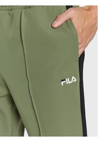 Fila Spodnie dresowe Bruges FAM0174 Zielony Regular Fit. Kolor: zielony. Materiał: dresówka, syntetyk #4