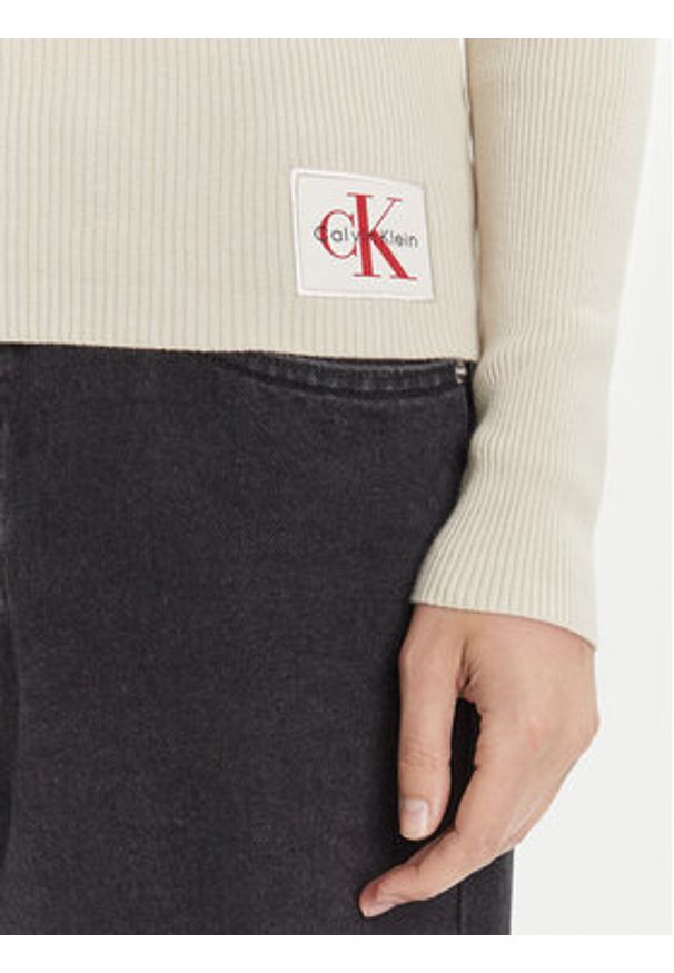 Calvin Klein Jeans Golf LV047D350G Beżowy Regular Fit. Typ kołnierza: golf. Kolor: beżowy. Materiał: bawełna