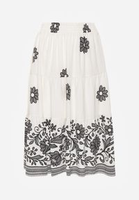 Born2be - Biało-Czarna Rozkloszowana Spódnica z Wiskozy w Kwiatowy Wzór Masterore. Okazja: do pracy, na co dzień. Kolor: biały. Materiał: wiskoza. Wzór: kwiaty. Styl: casual #4