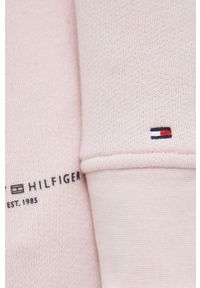 TOMMY HILFIGER - Tommy Hilfiger bluza damska kolor różowy z kapturem gładka. Typ kołnierza: kaptur. Kolor: różowy. Materiał: bawełna. Długość rękawa: długi rękaw. Długość: długie. Wzór: gładki #2