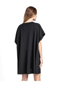 ROBERT KUPISZ - Czarna sukienka ROOTS WILD CAT. Kolor: czarny. Materiał: materiał, bawełna. Styl: klasyczny. Długość: mini