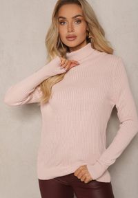 Renee - Jasnoróżowy Klasyczny Golf z Prążkowanego Materiału Belikorre. Okazja: na co dzień. Typ kołnierza: golf. Kolor: różowy. Materiał: materiał, prążkowany. Styl: klasyczny #4