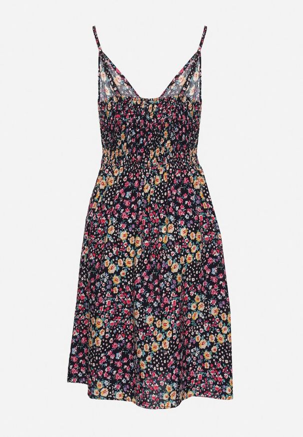 Born2be - Granatowa Sukienka z Wiskozy w Drobne Kwiatki z Regulowanymi Ramiączkami i Gumką w Talii Wiadina. Okazja: na spacer, na co dzień, na imprezę. Typ kołnierza: dekolt w kształcie V. Kolor: niebieski. Materiał: wiskoza. Długość rękawa: na ramiączkach. Wzór: kwiaty. Sezon: lato. Styl: casual, elegancki, klasyczny