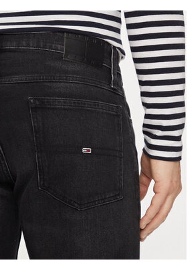 Tommy Jeans Szorty jeansowe Ronnie DM0DM18784 Czarny Slim Fit. Kolor: czarny. Materiał: bawełna, jeans