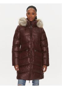 Calvin Klein Płaszcz zimowy K20K207071 Brązowy Regular Fit. Kolor: brązowy. Materiał: syntetyk. Sezon: zima