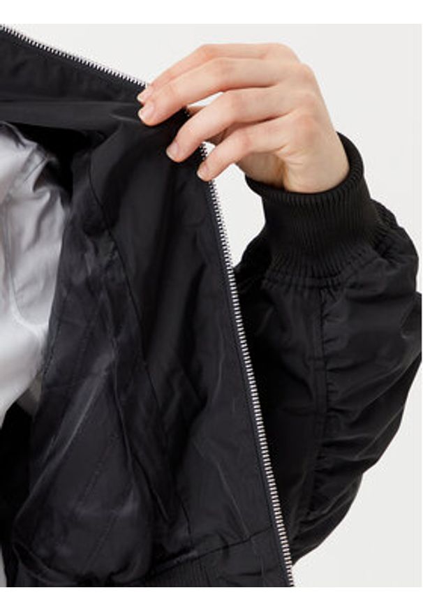 Karl Lagerfeld - KARL LAGERFELD Kurtka bomber A1W14039 Czarny Regular Fit. Typ kołnierza: dekolt w karo. Kolor: czarny. Materiał: syntetyk