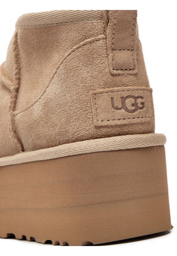 Ugg Śniegowce Classic Ultra Mini Platform 1135092 Beżowy. Kolor: beżowy. Materiał: skóra. Obcas: na platformie
