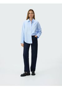 Reserved - Jeansy straight - zielony. Kolor: zielony