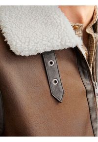 Jack & Jones Kurtka z imitacji skóry Cole Aviator 12261819 Brązowy Regular Fit. Kolor: brązowy. Materiał: skóra #5