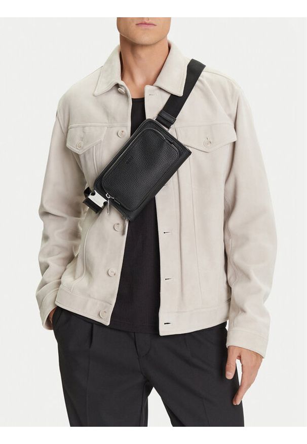 BOSS Nerka New Crosstown_C.Over 50529286 Czarny. Kolor: czarny. Materiał: skóra