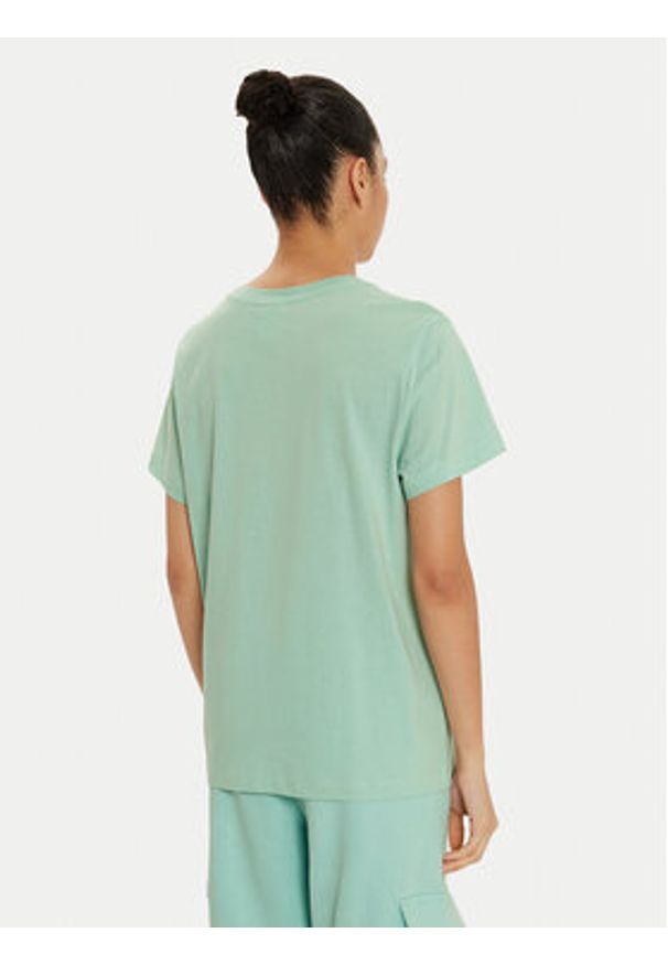Champion T-Shirt 117650 Zielony Slim Fit. Kolor: zielony. Materiał: bawełna