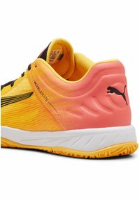 Puma - Sportowe buty halowe Accelerate Turbo PUMA. Kolor: czarny, różowy, wielokolorowy, pomarańczowy, żółty. Sport: siatkówka