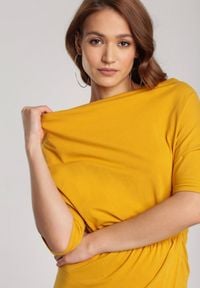 Renee - Żółta Sukienka Aquaneh. Kolor: żółty. Typ sukienki: proste, dopasowane. Długość: mini #5