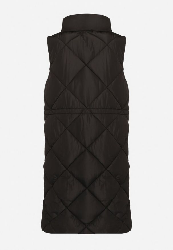 Born2be - Czarna Pikowana Kamizelka o Długim Kroju ze Stójką i Kieszeniami Avatheia. Okazja: na co dzień. Typ kołnierza: kołnierzyk stójkowy. Kolor: czarny. Materiał: jeans. Długość: długie. Wzór: aplikacja. Styl: casual, elegancki, klasyczny