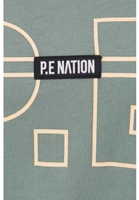 P.E Nation t-shirt bawełniany kolor zielony. Okazja: na co dzień. Kolor: zielony. Materiał: bawełna. Wzór: nadruk. Styl: casual
