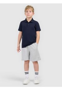 4f - 4F Koszulka polo regular chłopięca - granatowa 164 (13-14 lat). Okazja: na co dzień, na uczelnię. Typ kołnierza: polo. Kolor: niebieski. Materiał: bawełna, dzianina. Wzór: ze splotem. Sezon: lato. Styl: sportowy, klasyczny, casual, elegancki #2