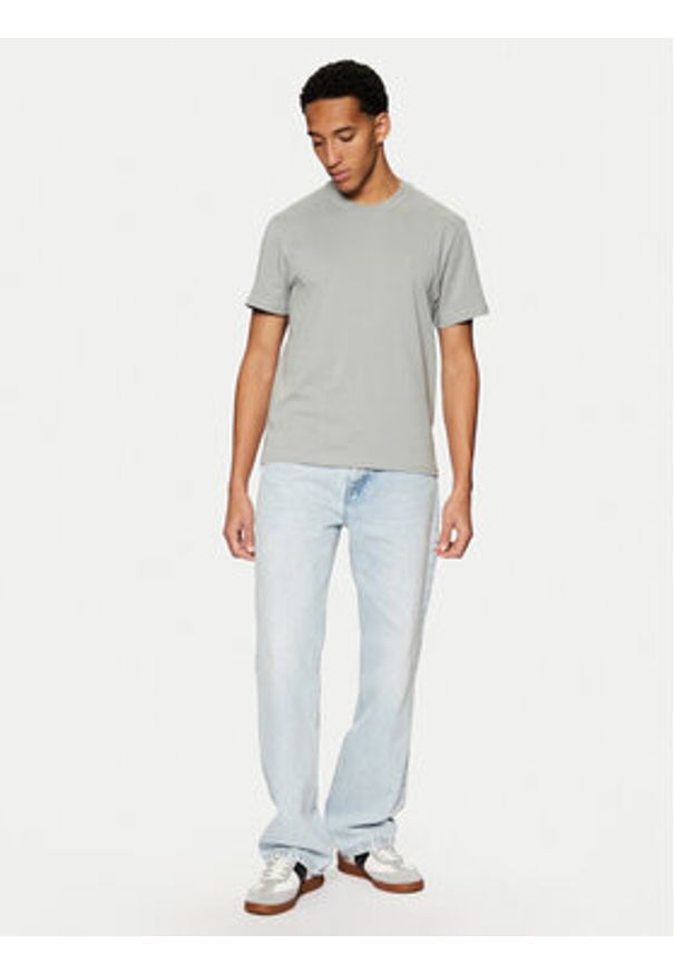AMI PARIS Jeansy UTR500.DE0027 Niebieski Straight Fit. Kolor: niebieski