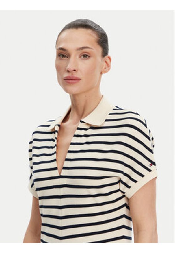 TOMMY HILFIGER - Tommy Hilfiger Sukienka codzienna WW0WW44514 Beżowy Regular Fit. Okazja: na co dzień. Kolor: beżowy. Materiał: bawełna. Typ sukienki: proste. Styl: casual