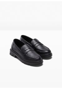 bonprix - Loafersy chunky na lekkiej podeszwie. Kolor: czarny #1