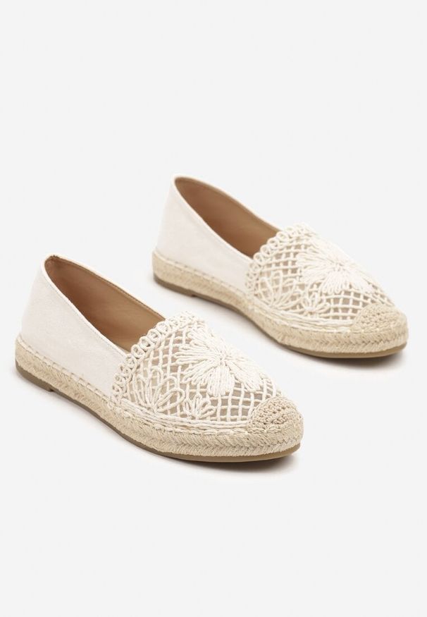 Born2be - Beżowe Ażurowe Espadryle Ozdobione Plecionym Sznurkiem Sdivaya. Okazja: na co dzień. Nosek buta: okrągły. Kolor: beżowy. Materiał: jeans. Wzór: aplikacja, ażurowy. Obcas: na obcasie. Styl: elegancki, casual
