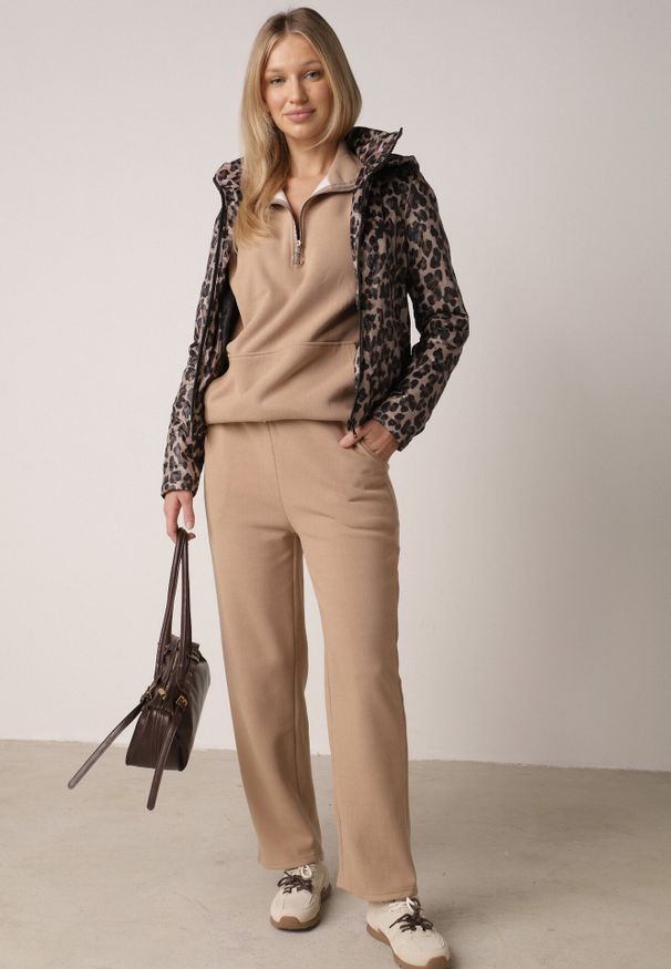 Born2be - Czarno-Beżowa Kurtka Przejściowa w Panterkę z Odpinanym Kapturem Antolea. Kolor: beżowy. Materiał: poliester, jeans. Wzór: motyw zwierzęcy. Styl: klasyczny