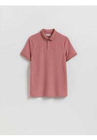 Reserved - Koszulka polo slim - brudny róż. Typ kołnierza: polo. Kolor: różowy. Materiał: dzianina, bawełna