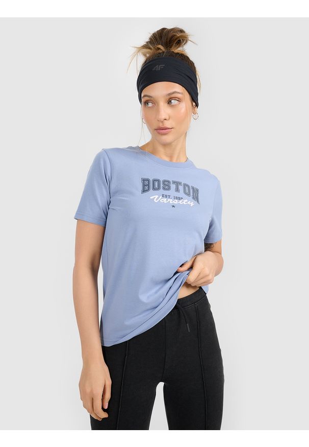 4f - 4F T-shirt regular z nadrukiem damski - niebieski L. Okazja: na co dzień. Kolor: niebieski. Materiał: bawełna, skóra, materiał. Długość: długie. Wzór: nadruk. Styl: casual