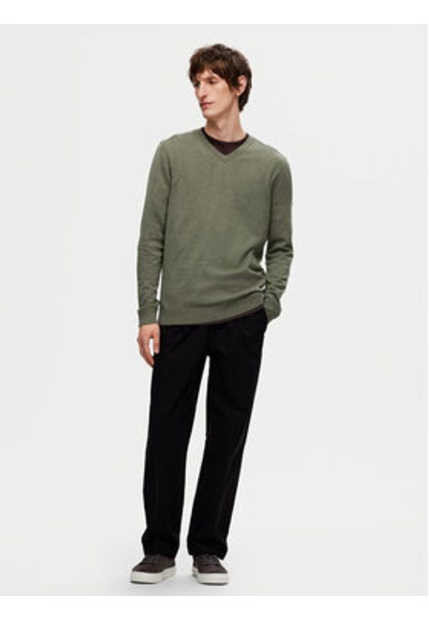 Selected Homme Sweter 16090147 Zielony Regular Fit. Kolor: zielony. Materiał: bawełna