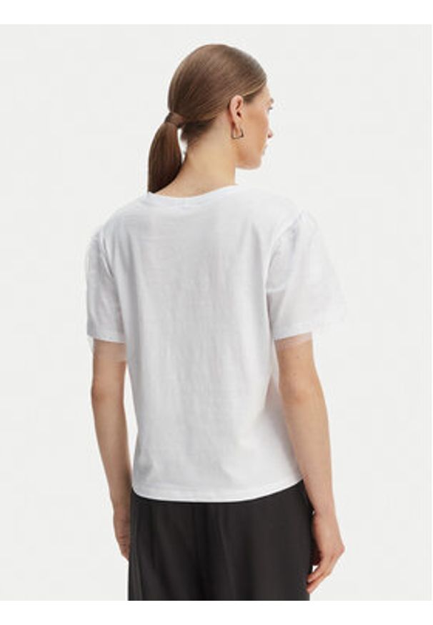 Rinascimento T-Shirt CFC0128089003 Biały Regular Fit. Kolor: biały. Materiał: bawełna