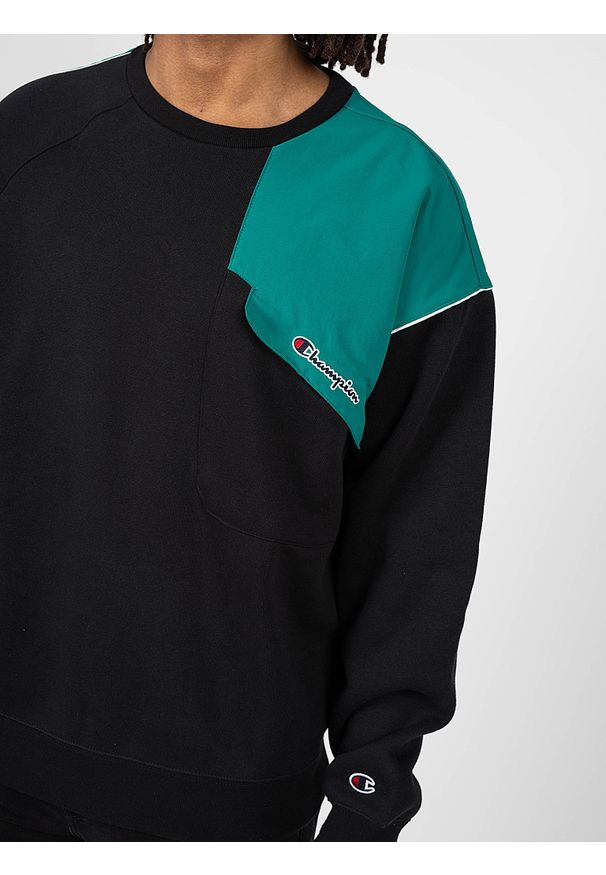 Champion Bluza | 216555 | Mężczyzna | Czarny. Okazja: na co dzień. Kolor: czarny. Materiał: poliester, bawełna. Wzór: aplikacja. Styl: casual