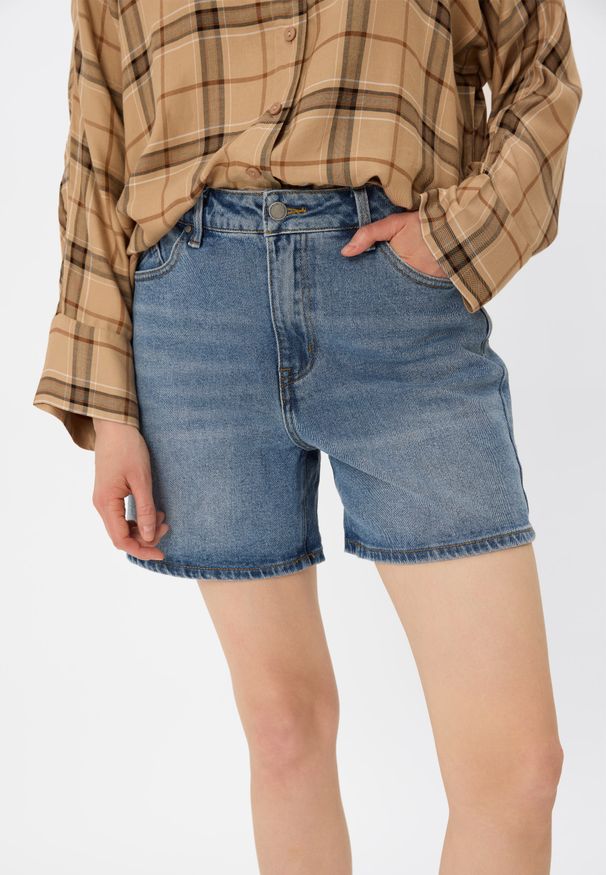 Volcano - Szorty jeansowe E-TISSY. Okazja: na co dzień. Kolor: niebieski. Materiał: jeans. Długość: krótkie. Sezon: lato. Styl: klasyczny, casual, elegancki