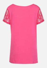 Born2be - Różowa Koszulka T-shirt z Wiskozy z Krótkim Rękawem i Koronką Relliara. Kolor: różowy. Materiał: wiskoza, koronka. Długość rękawa: krótki rękaw. Długość: krótkie. Wzór: koronka. Sezon: lato #5