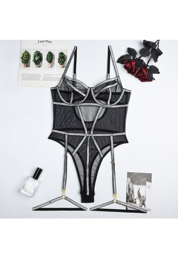 Intica - Body z siateczką i błyszczącą nitką na wieczorne wyjścia Semire. Kolor: czarny. Materiał: materiał