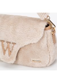 Wittchen - Damska torebka ze sztucznego futra kremowa. Kolor: kremowy. Wzór: aplikacja, paski. Sezon: zima. Materiał: futrzane. Styl: klasyczny. Rodzaj torebki: na ramię #5