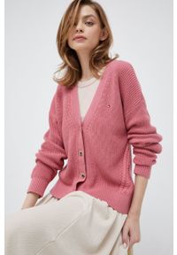 TOMMY HILFIGER - Tommy Hilfiger kardigan bawełniany damski kolor różowy. Okazja: na co dzień. Kolor: różowy. Materiał: bawełna. Wzór: ze splotem. Styl: casual #1