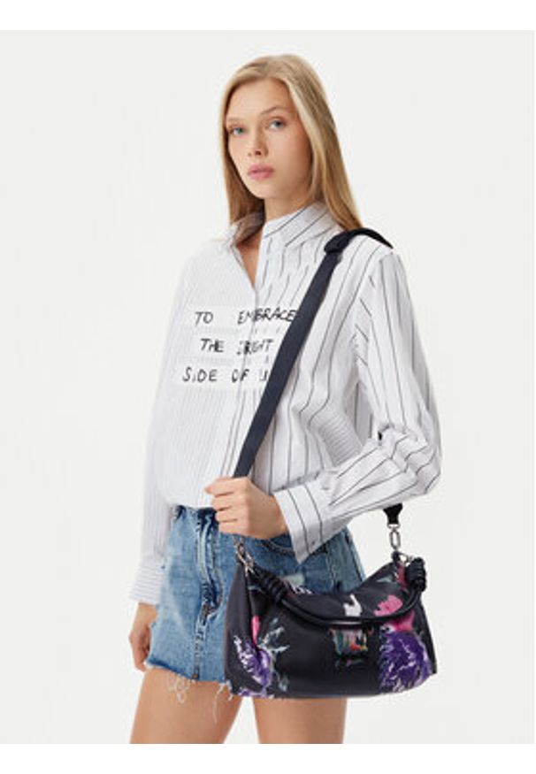 Desigual Torebka Spry Mayari 24WAXP67 Czarny. Kolor: czarny. Materiał: skórzane