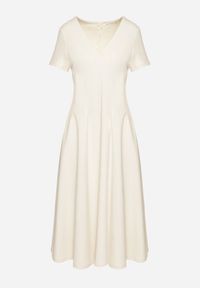 Born2be - Jasnobeżowa Taliowana Sukienka z Bawełną Zeraviae. Okazja: na co dzień. Kolor: beżowy. Materiał: bawełna. Typ sukienki: proste, sportowe. Styl: casual, sportowy, klasyczny #2