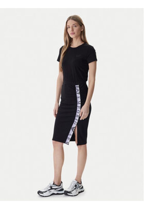 EA7 Emporio Armani T-Shirt 7W001490 AF10373 Czarny Slim Fit. Kolor: czarny. Materiał: bawełna