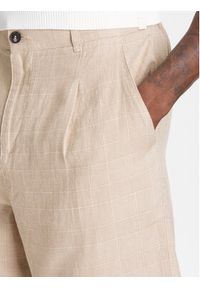 United Colors of Benetton - United Colors Of Benetton Szorty materiałowe 43B3U9010 Beżowy Regular Fit. Kolor: beżowy. Materiał: bawełna