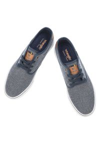 Szare Tenisówki Wrangler Modne Obuwie Męskie. Okazja: na co dzień. Zapięcie: sznurówki. Kolor: szary. Materiał: skóra, denim, materiał. Szerokość cholewki: normalna. Styl: klasyczny, casual, elegancki #6