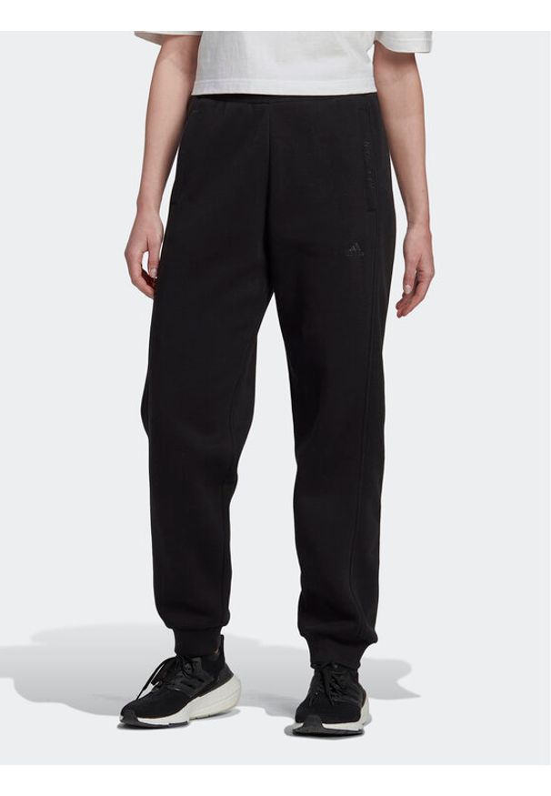 Adidas - adidas Spodnie dresowe All Szn HK0439 Czarny Relaxed Fit. Kolor: czarny. Materiał: bawełna