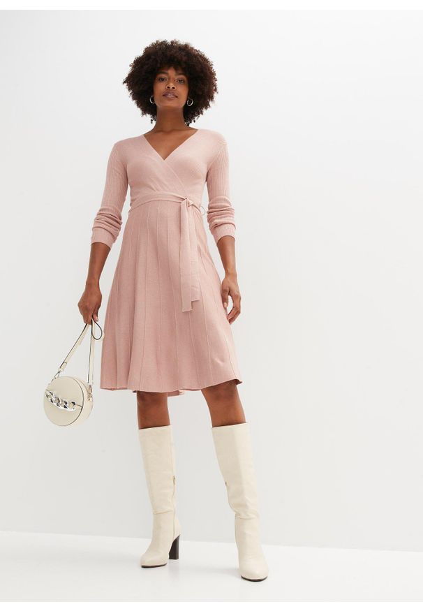 bonprix - Sukienka dzianinowa z mieszanki wiskozy. Kolor: różowy. Materiał: dzianina, wiskoza