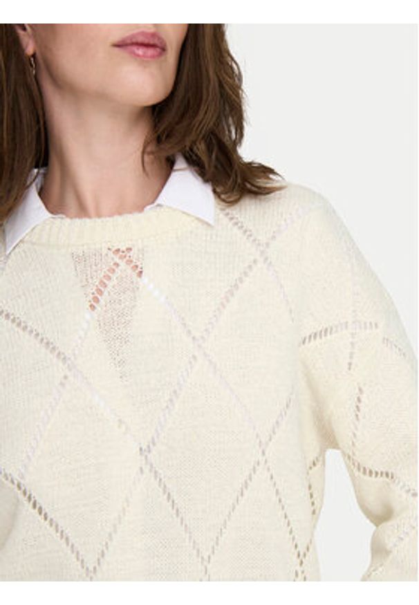 only - ONLY Sweter Geena 15339575 Écru Relaxed Fit. Materiał: syntetyk