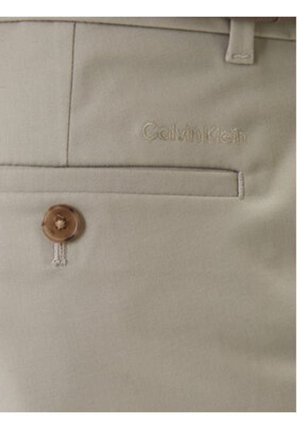 Calvin Klein Szorty materiałowe LV04LF622G Brązowy Slim Fit. Kolor: brązowy. Materiał: bawełna